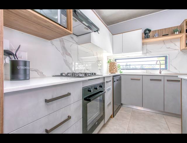 4 BEDROOM CLUSTER FOR SALE IN ALBERTSDAL